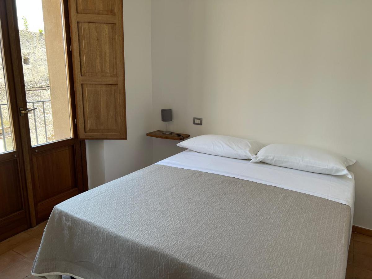 La Rupe Apartments Тропеа Екстер'єр фото